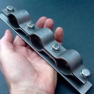 Multi Pipe Bracket Stainless Steel 3 Ports 28mm Diameter / 25mm X 3mm