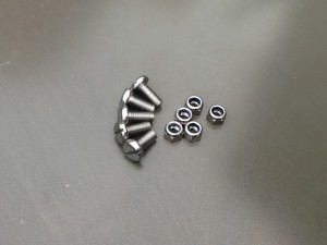 M5 pan-head Screws