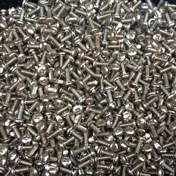 M4 machine screws