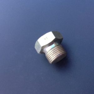 P6 oil sump plug