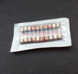 Fuse 1a 20mm LBC Quick Blow F1A 250v X 10pcs