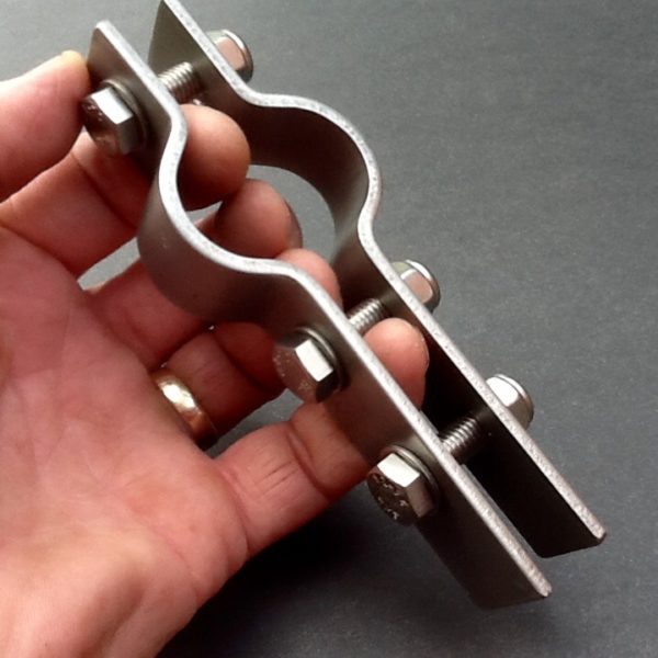 Stainless Steel Pipe Support Bracket. BPC Engineering. www.britishpipeclamps.co.uk