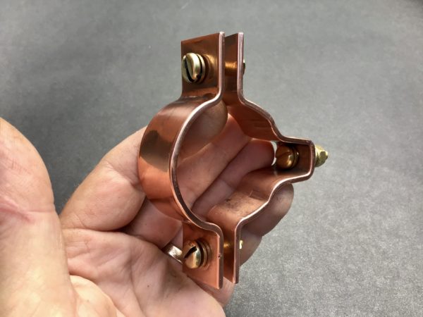 copper pipe clamping bracket