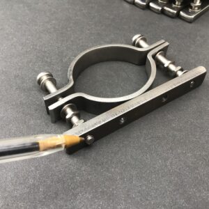 Adjustable height pipe clamps 